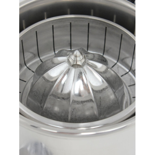 Соковыжималка VEMA SP2072LL