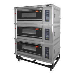 Шкаф жарочно-пекарский GRILL MASTER ШПЭ/3 (400 C, с парогенераторами)