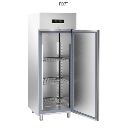 Шкаф холодильный SAGI FD7T
