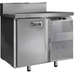 Стол для пиццы Финист СХСПЦ-700-1 (900х700х1060) (5GN1/3 с крышкой)